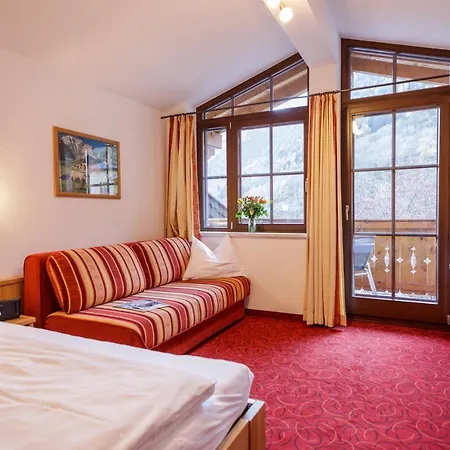 Ponyhof Hotel 4*