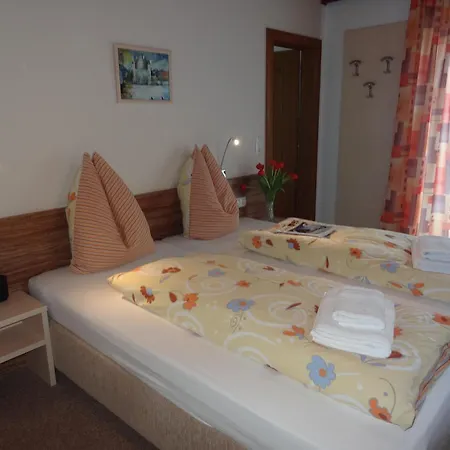 ホテル Ponyhof 4*