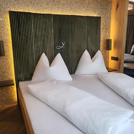 Ponyhof Hotel 4*