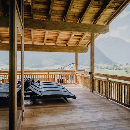 Ponyhof Hotel 4*