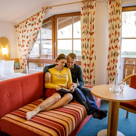 Ponyhof Hotel 4*