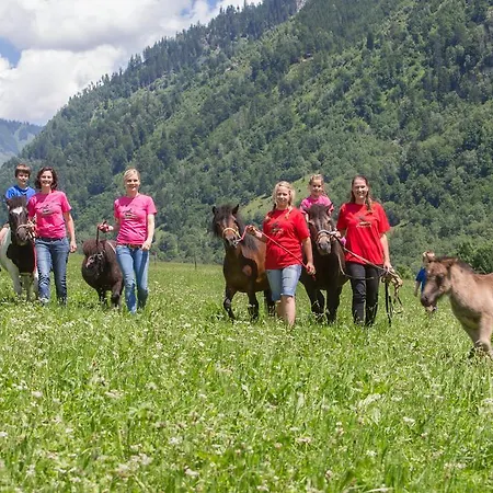 Ponyhof Hotel 4*